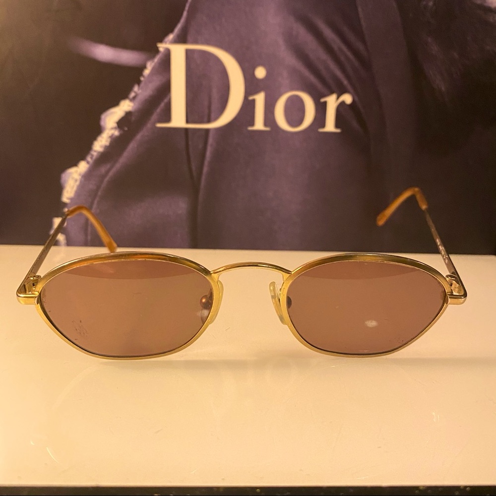 Isaac‎ Mizrahi IM136 Jane Doe sunglasses